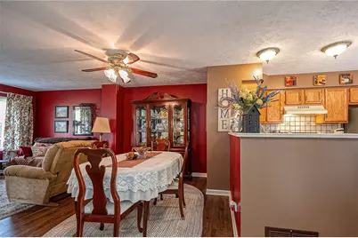 483 Cherryhill Dr, Cecil, PA 15017 - Photo 8