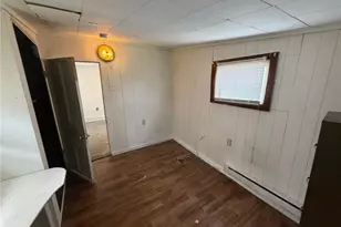 437 Desota St, East McKeesport, PA 15035 - Photo 8