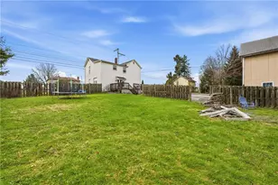 7185 W Market St, Jefferson Township, PA 16137 - Photo 8