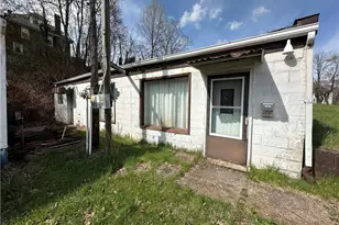 800 Sidney St, Southwest Greensburg Boro, PA 15601 - Photo 2