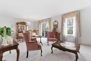 1403 Lexington Dr, Cecil, PA 15055 - Photo 4