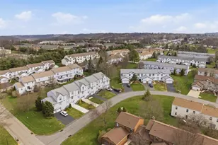 1403 Lexington Dr, Cecil, PA 15055 - Photo 30