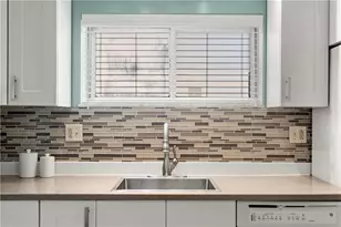 2337 Wrights Wy, Pittsburgh, PA 15203 - Photo 10