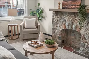 2337 Wrights Wy, Pittsburgh, PA 15203 - Photo 4