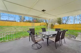 7890 Mark Dr, Pittsburgh, PA 15147 - Photo 24