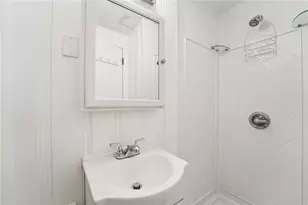 7890 Mark Dr, Pittsburgh, PA 15147 - Photo 20