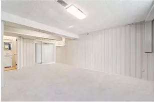 7890 Mark Dr, Pittsburgh, PA 15147 - Photo 18