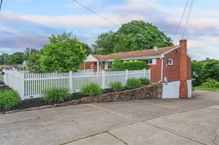 1004 Collins Ave, Baden, PA 15005 - Photo 4