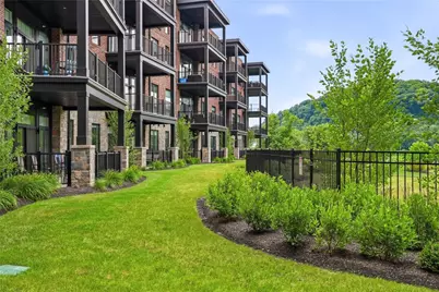 1 1st Street #405, Oakmont, PA 15139 - Photo 2