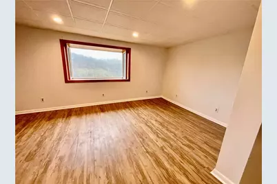 141 Overbeck St, Pittsburgh, PA 15212 - Photo 8