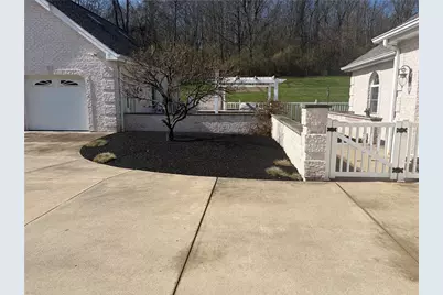 104 Angerer Rd, Cecil, PA 15317 - Photo 4