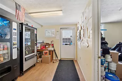 560 W Pike Street, Canonsburg, PA 15317 - Photo 30