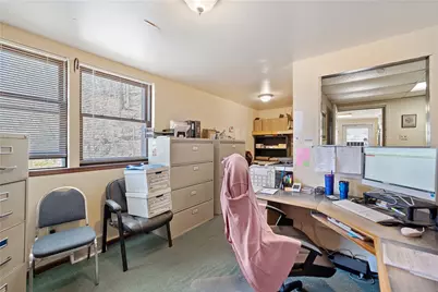 560 W Pike Street, Canonsburg, PA 15317 - Photo 28