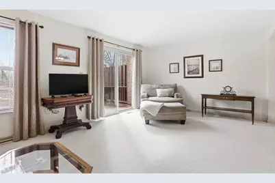 766 Windvue Dr, Robinson Twp, PA 15205 - Photo 6