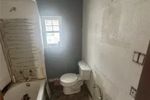 7310 Church St, Pittsburgh, PA 15218 - Photo 10