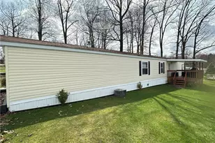 616 Amy Ln, Center Township, PA 16001 - Photo 8