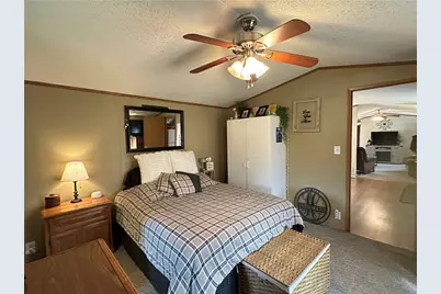 616 Amy Ln, Center Township, PA 16001 - Photo 36