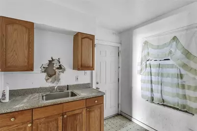 2054 Laketon Rd, Pittsburgh, PA 15221 - Photo 16