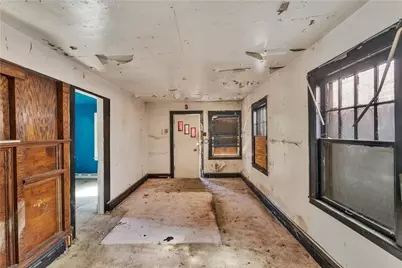 1918 Laketon Rd, Pittsburgh, PA 15221 - Photo 6