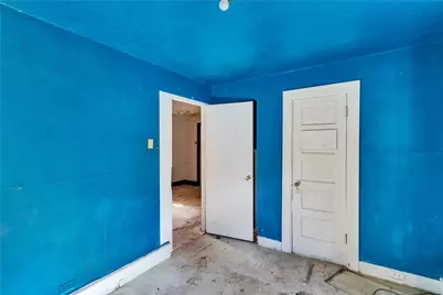 1918 Laketon Rd, Pittsburgh, PA 15221 - Photo 8