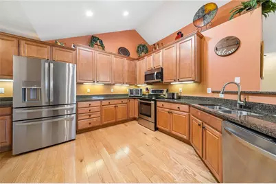 2061 Isleworth Ln, Cranberry Township, PA 16066 - Photo 12