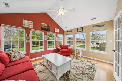 2061 Isleworth Ln, Cranberry Township, PA 16066 - Photo 12