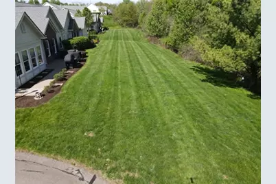 2061 Isleworth Ln, Cranberry Township, PA 16066 - Photo 1