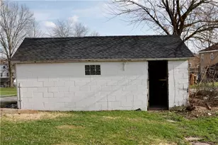 212 2nd St, East Bethlehem, PA 15368 - Photo 10