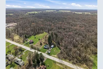 7096 E State Street, Jefferson Township, PA 16148 - Photo 16