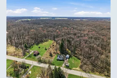 7096 E State Street, Jefferson Township, PA 16148 - Photo 6