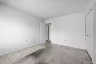 2160 Greentree Rd, Scott Township, PA 15220 - Photo 18