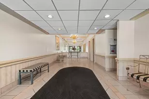 2160 Greentree Rd, Scott Township, PA 15220 - Photo 2