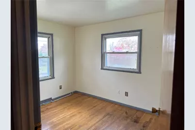 1390 Wakefield Dr, Hermitage, PA 16148 - Photo 8