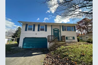 1390 Wakefield Dr, Hermitage, PA 16148 - Photo 1