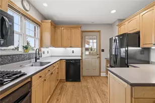 1625 Kelton Ave, Pittsburgh, PA 15216 - Photo 16