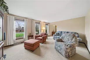5061 Northlawn Cir, Murrysville, PA 15668 - Photo 10