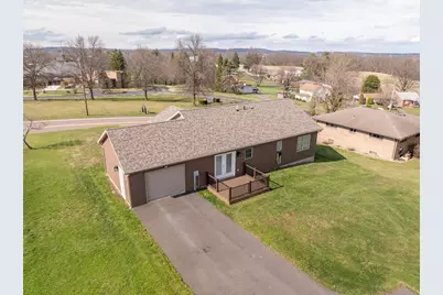12 Highview St, Derry Township, PA 15650 - Photo 10