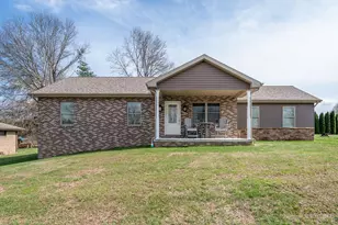 12 Highview St, Derry Township, PA 15650 - Photo 2