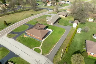 12 Highview St, Derry Township, PA 15650 - Photo 14