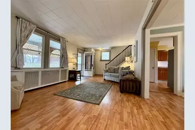 7239 Princeton Pl, Pittsburgh, PA 15218 - Photo 2