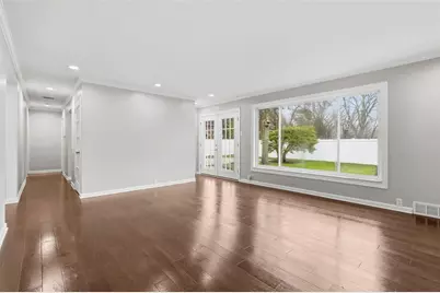 1013 El Rancho Dr, Green Tree, PA 15220 - Photo 12