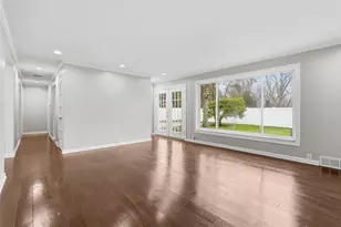 1013 El Rancho Dr, Green Tree, PA 15220 - Photo 12