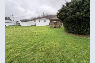 335 Hancock St, Cherryhll Township-Clymer, PA 15728 - Photo 22