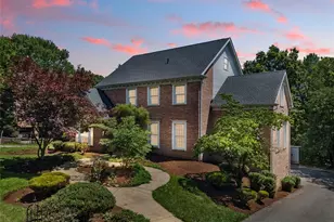 1526 Allison Dr, Pittsburgh, PA 15241 - Photo 2