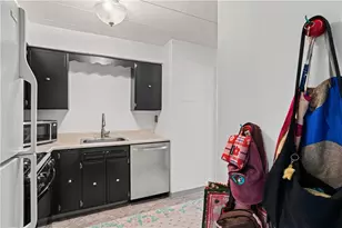 5 Bayard Rd, Pittsburgh, PA 15213 - Photo 8
