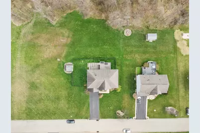 220 Williamsburg Dr, Elizabeth Twp/Boro, PA 15037 - Photo 36