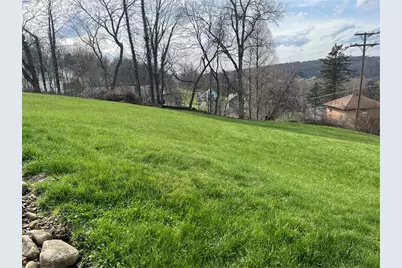 121 S Northview Ave, South New Castle Boro, PA 16102 - Photo 6