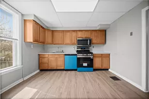 319 Glenn Ave, Scott Township, PA 15106 - Photo 14