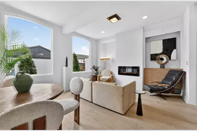 32 Mayflower St, East Pittsburgh, PA 15206 - Photo 8