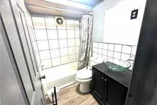 572 Alberts Dr, Monessen, PA 15062 - Photo 12